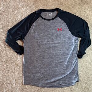 Under Armour Men's Heather Gray and Black Long Sleeve Tee Large
